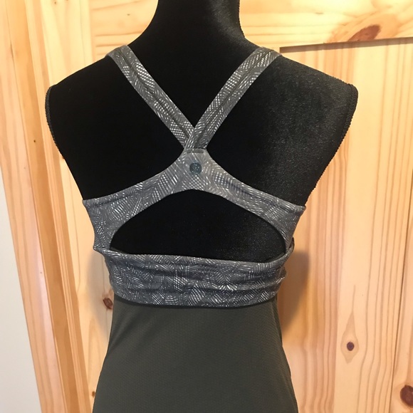 Lululemon wrap it up tank, M?, dark green - Picture 2 of 8